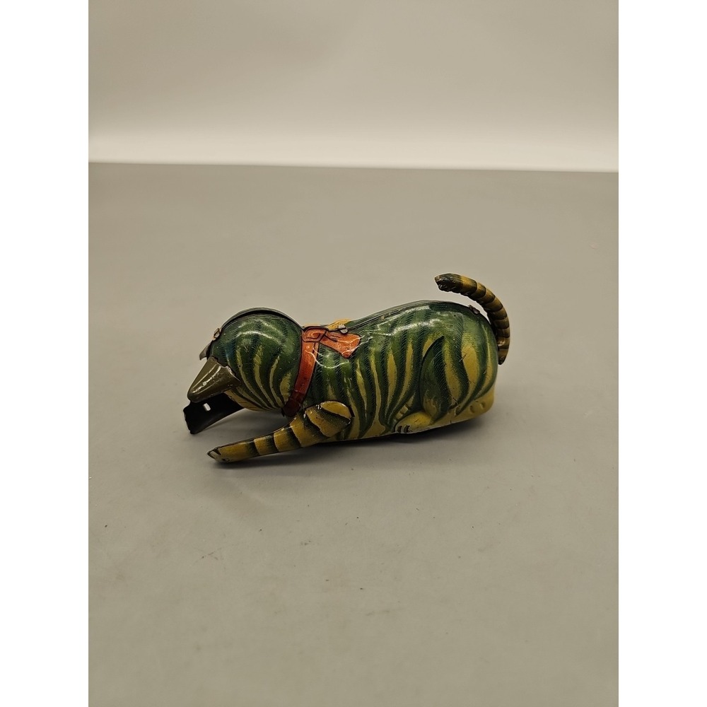 Japanese Tin Toy‎ Cat